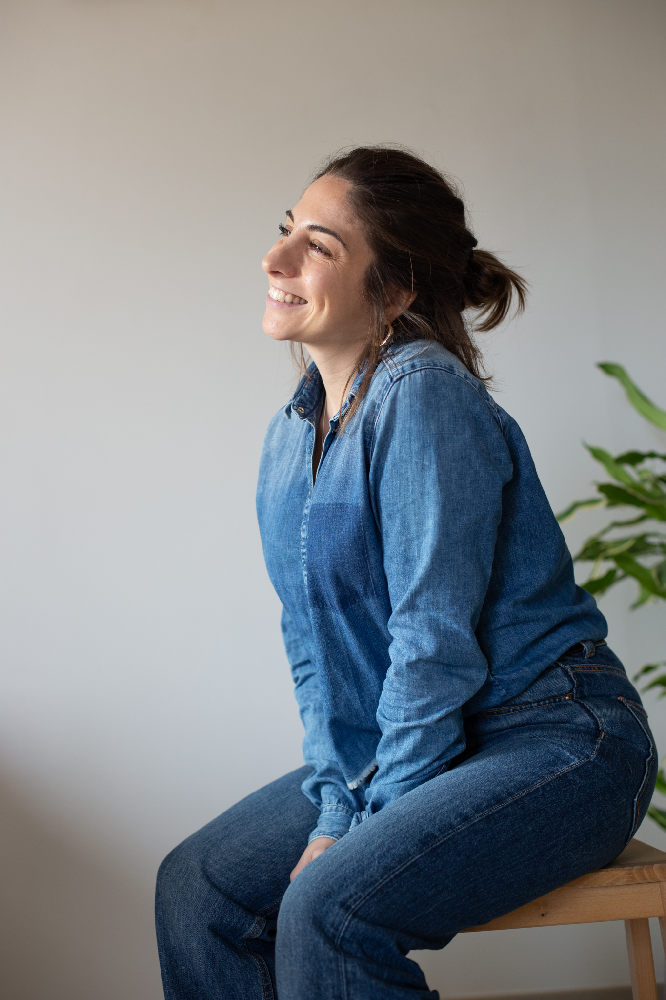 Raquel, diseñadora de interiores y fundadora de RECÓ Estudi